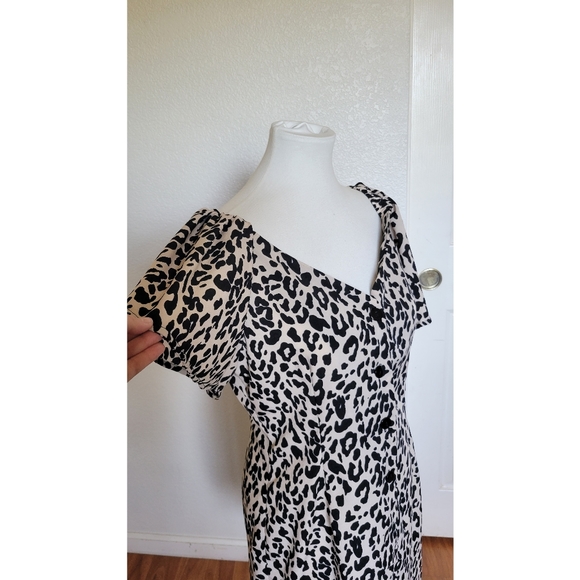 Womens Nic & Jo animal print mini dress with bell style puffed sleeves size L - Picture 4 of 10